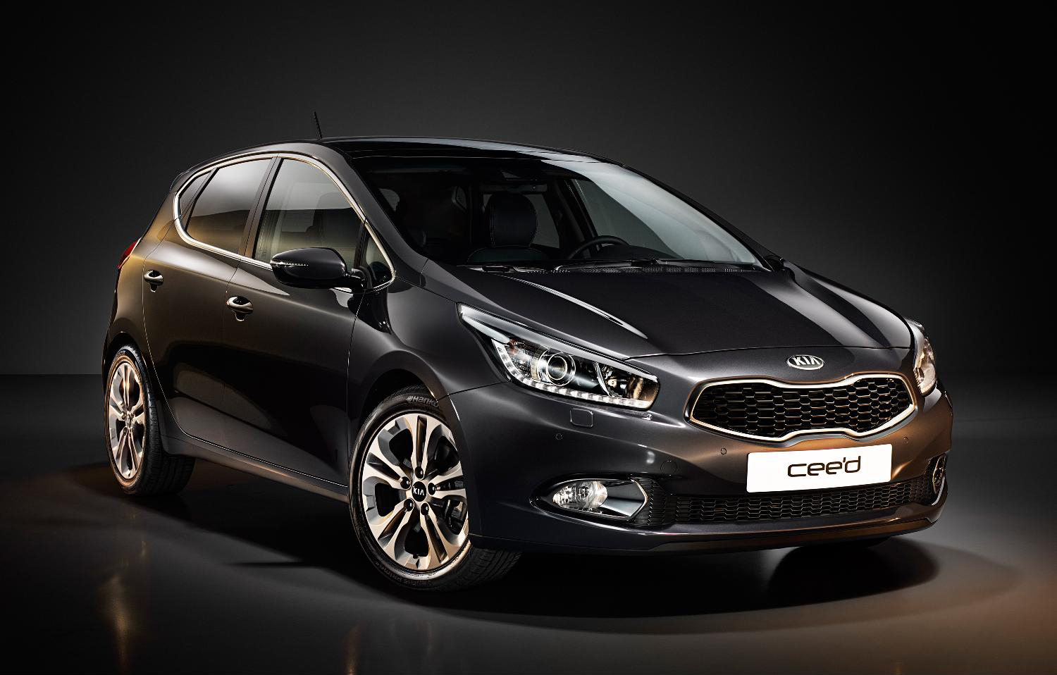 2012-kia-ceed-01