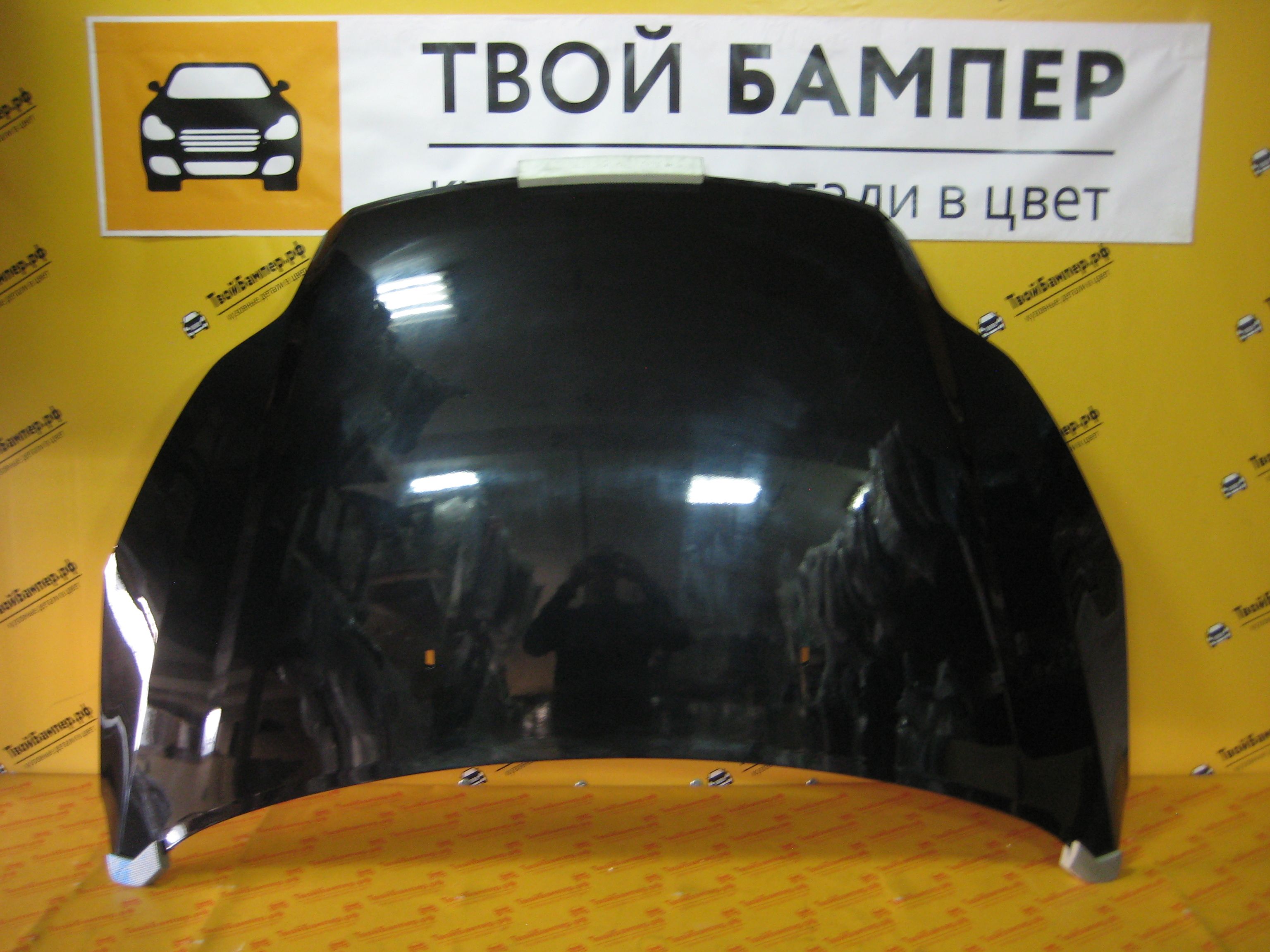 Капот Форд Фокус 3 Черный 2010 (2)