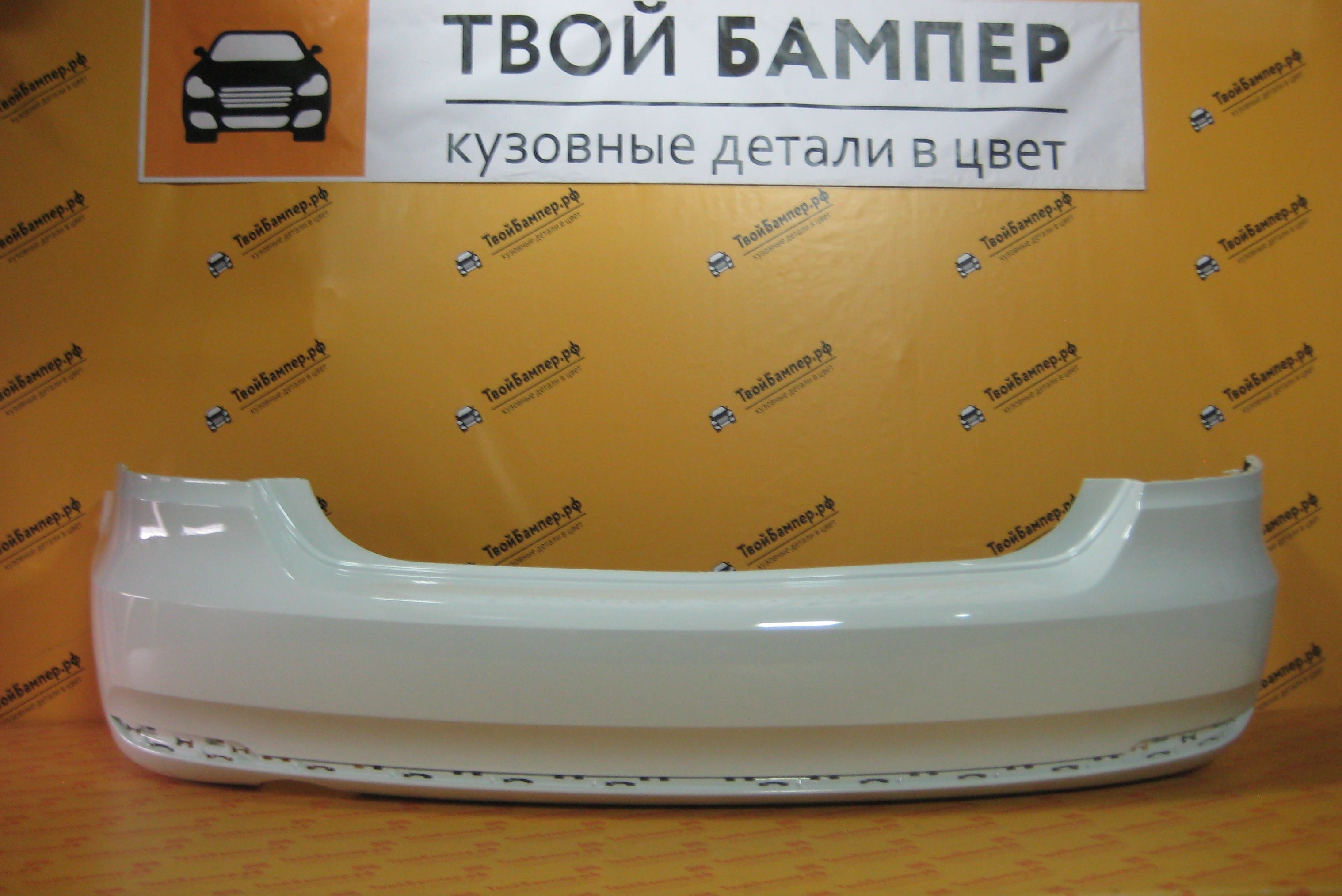 Бампер задний Volkswagen Polo 2015- цвет Белый LC9A (4)